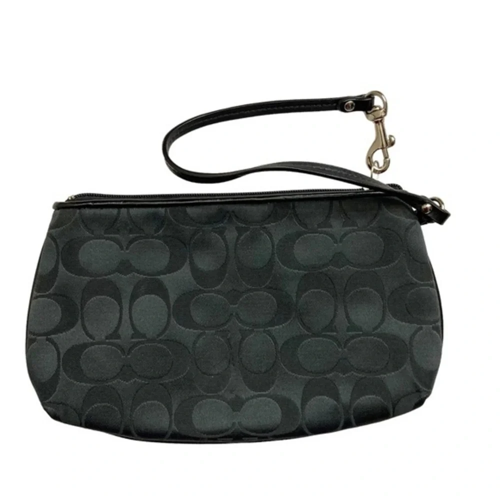 Coach Ashley signature c large wristlet bag